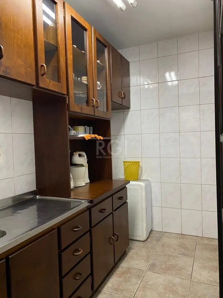 Imagem Casa para Venda - 330m², 6 dormitórios, 3 vagas - Cavalhada