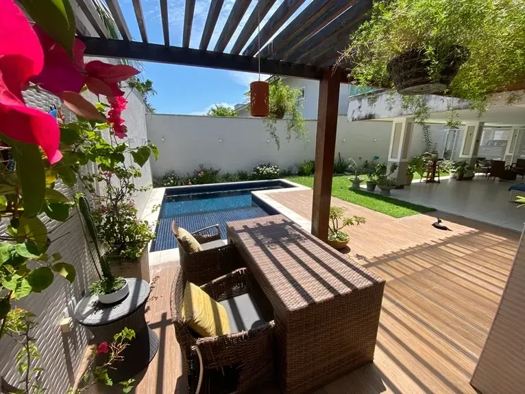 Imagem Casa de Condomínio com 4 Quartos à Venda, 325 m² em De Lourdes - Fortaleza