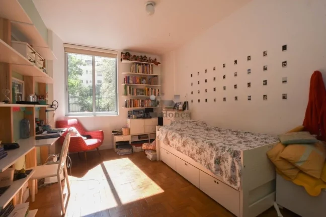 Imagem Apartamento 3 quartos, 1 suite, 1 vaga, 271 m²