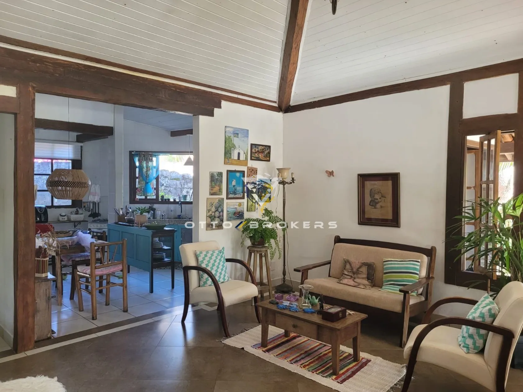 Imagem CASA RESIDENCIAL em SANTA CRUZ CABRÁLIA - BA, coroa vermelha