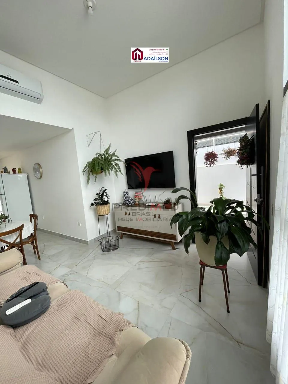 Imagem Casa há venda com duas suítes, Churrasqueira , Vaga de Garagem, Cidade Tijucas SC