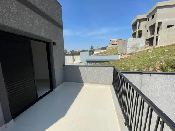 Imagem Casa com Piscina e Terraço no Condomínio Nova Jaguari