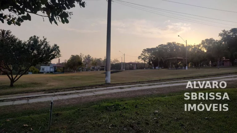 Imagem Casa térrea com muita iluminação natural e ambientes aconchegantes. Valor do pacote. no Condomínio Palmeiras Imperiais - Salto/SP