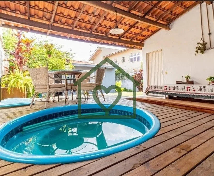 Imagem Casa semi mobiliada com 227 m² de área privativa no Três Figueiras, um dos bairros mais valorizad...