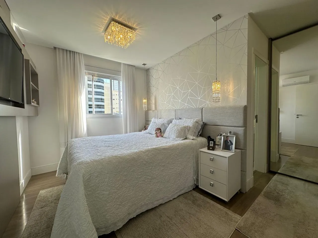 Imagem Apartamento à venda com 140m2 por R$ 2.600.000,00