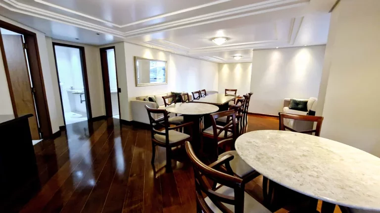 Imagem Apartamento à venda em São Paulo, Aclimação, com 4 quartos, 184m2