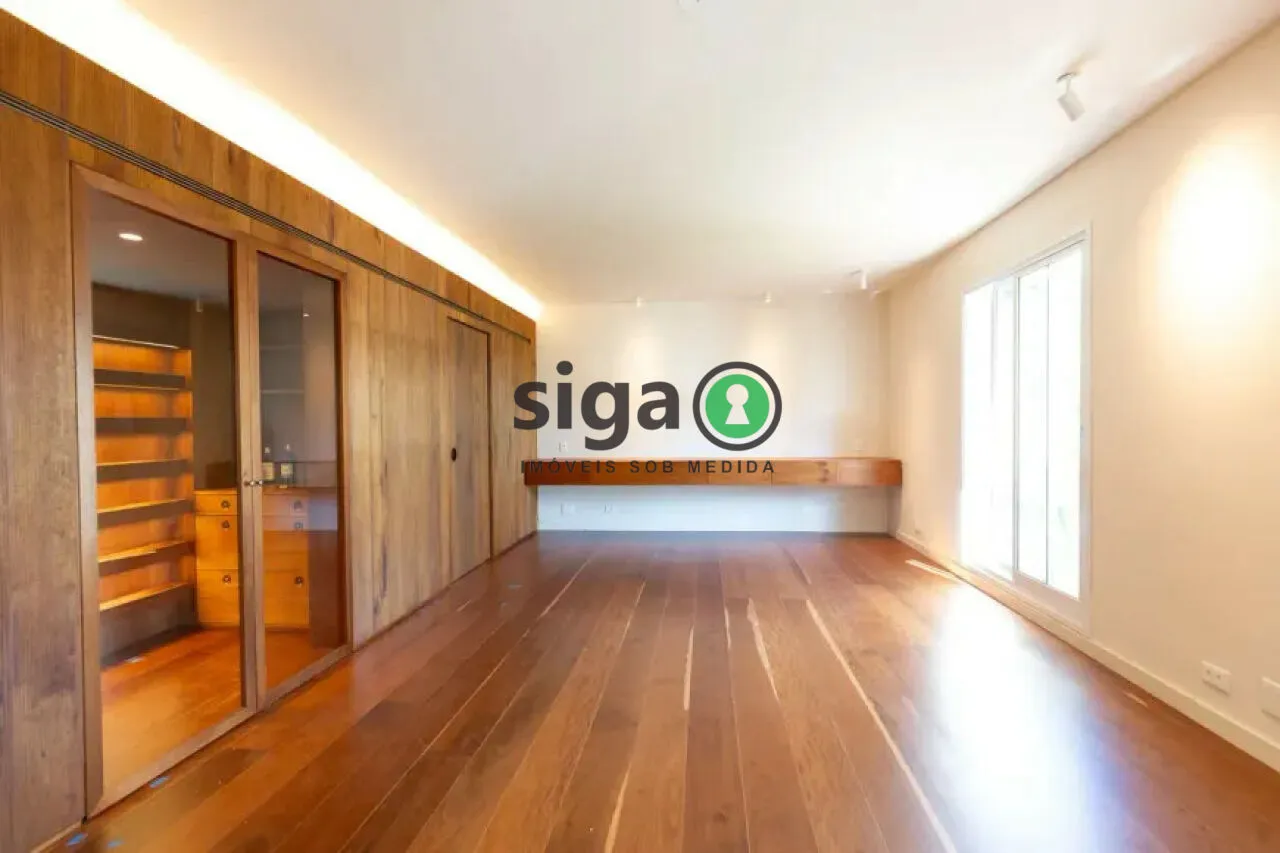 Imagem Apartamento Reformado de Alto Padrão na Melhor Rua do Itaim Bibi.