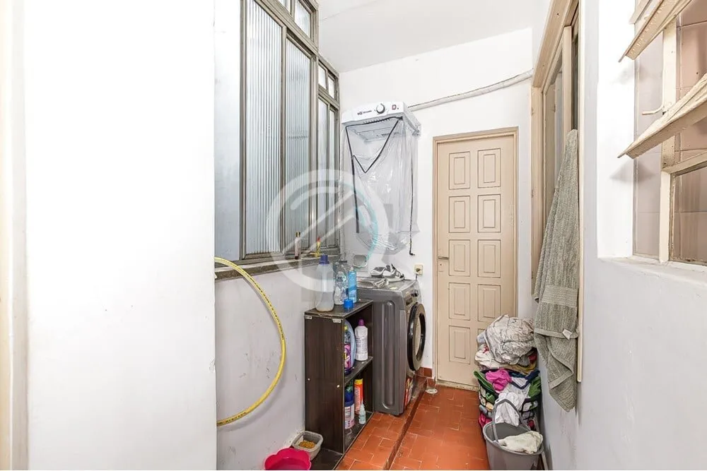 Imagem Apartamento à venda no coração do prestigiado bairro de Moinhos de Vento, em Porto Alegre, Rio Gr...