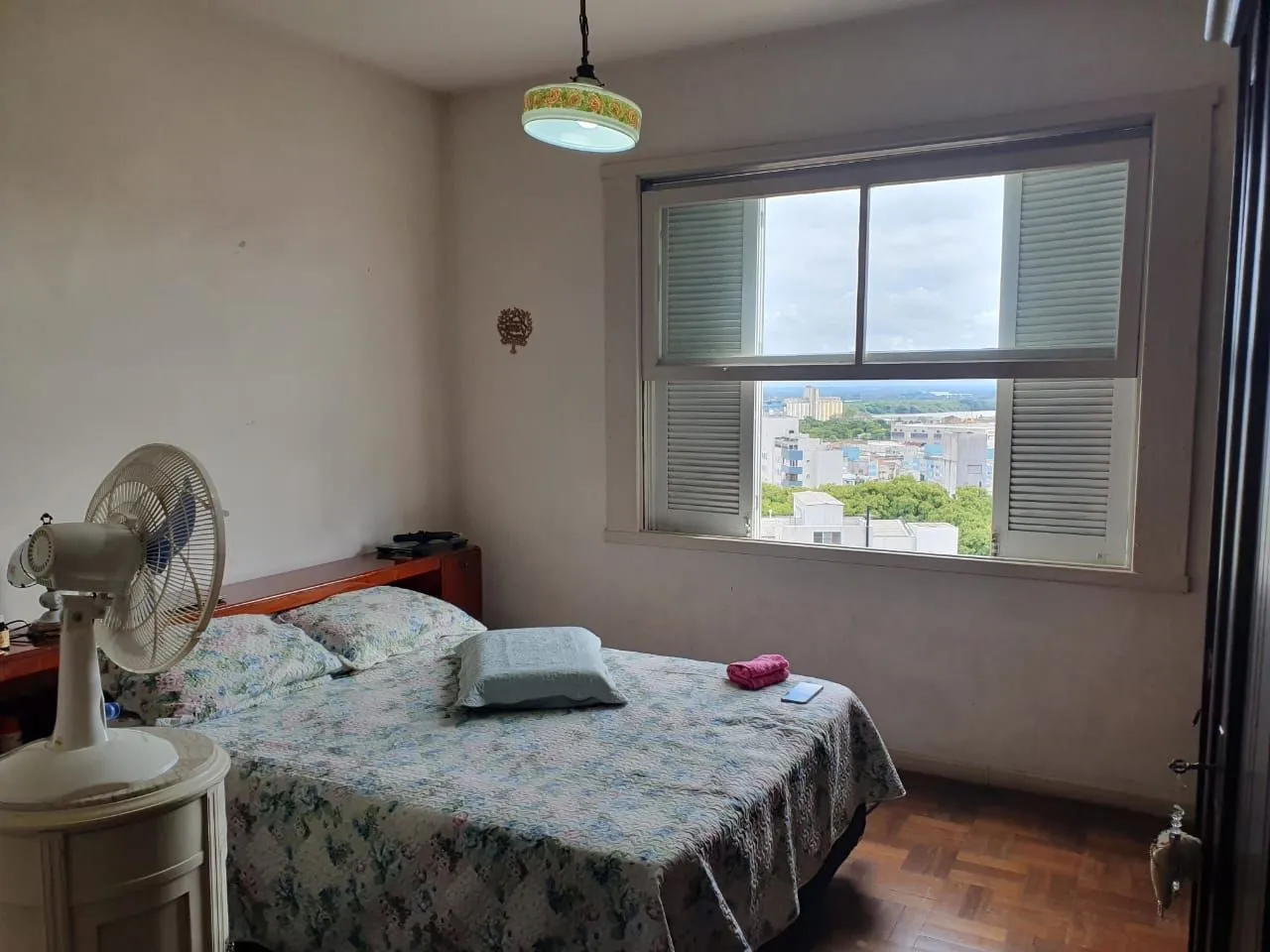 Imagem Apartamento de 3 quartos no bairro Independência em Porto Alegre
