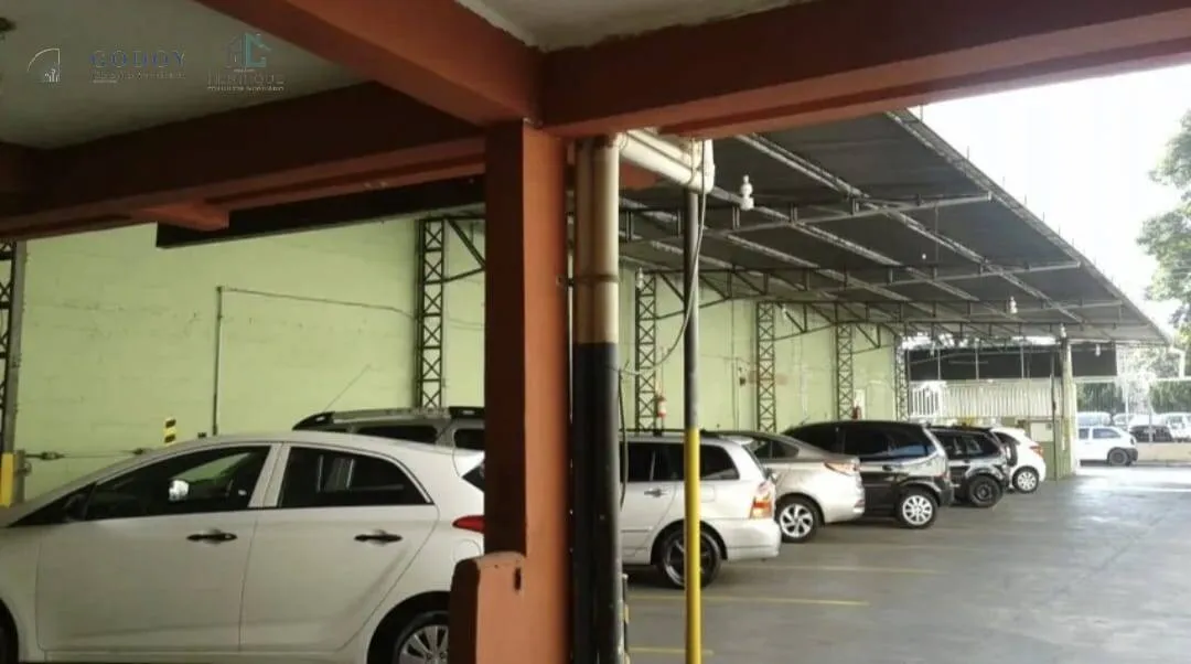 Imagem Espaço Comercial ou Residencial no Centro de Pindamonhangaba - Em frente à