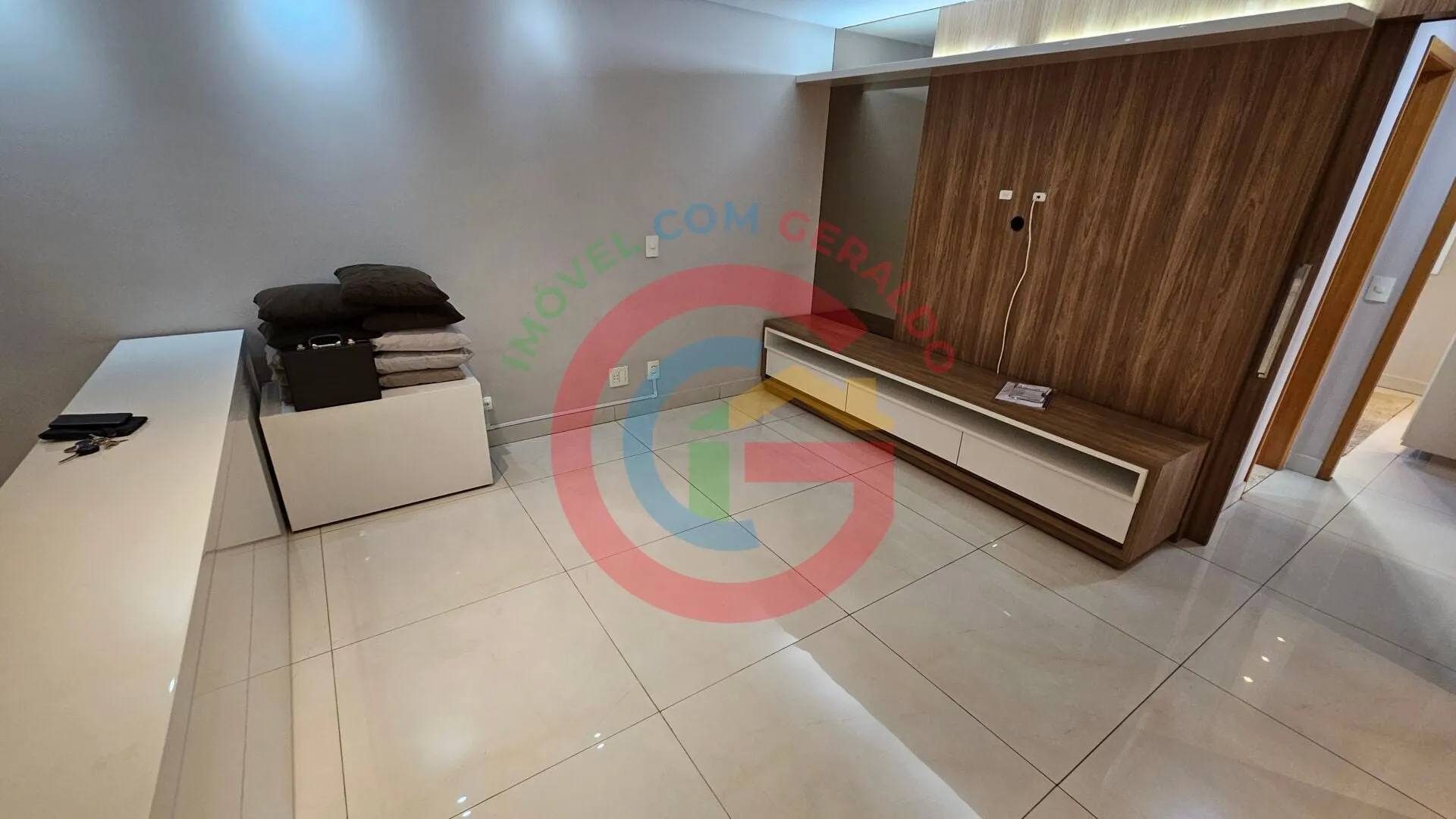 Imagem Apartamento 3Q (1 suíte) Alto do Bueno repleto em armários.
