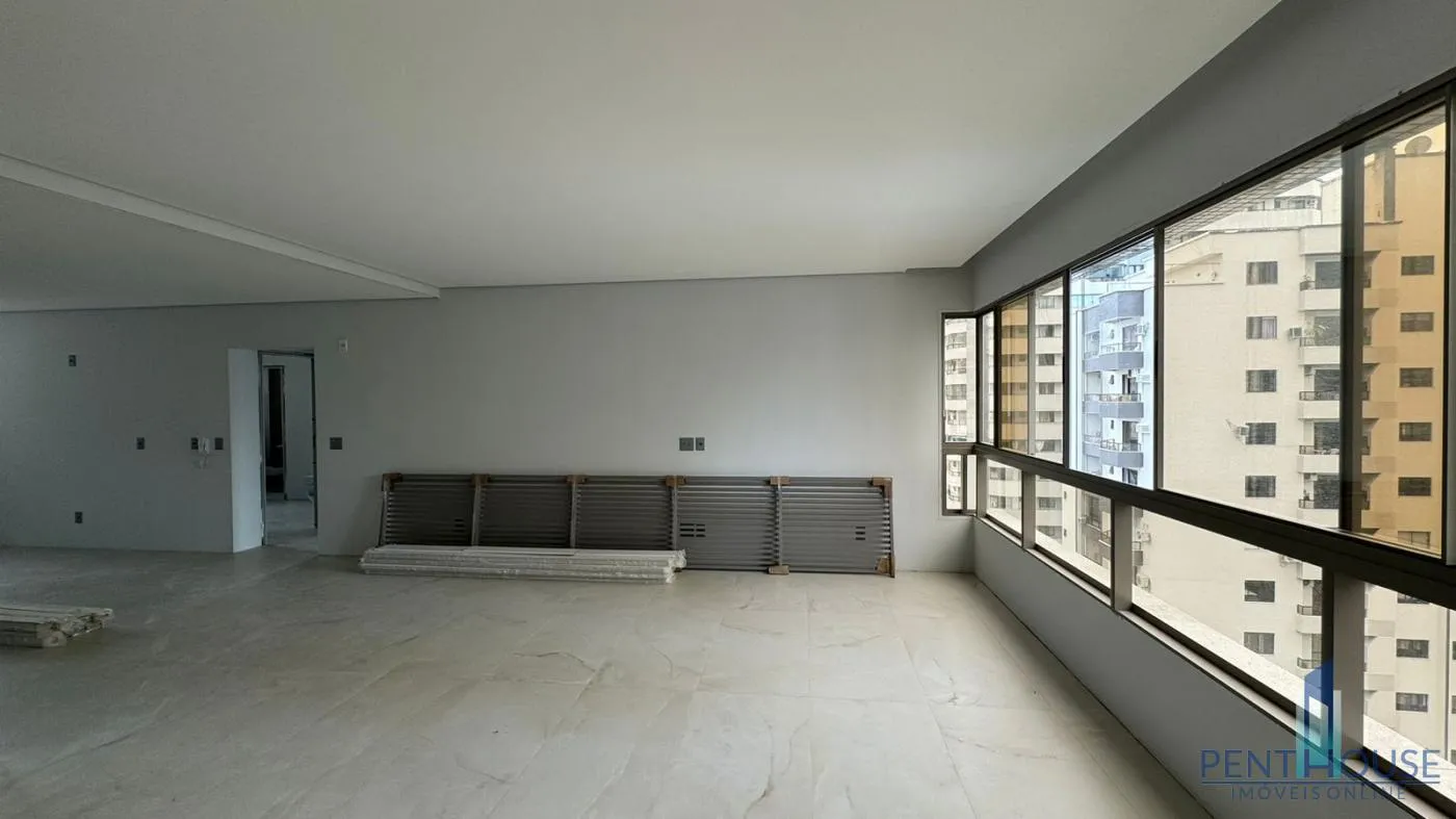 Imagem Apartamento Zona Central para Venda em Balneário Camboriú, CENTRO, 3 dormitórios, 3 suítes, 4 banheiros, 3 vagas