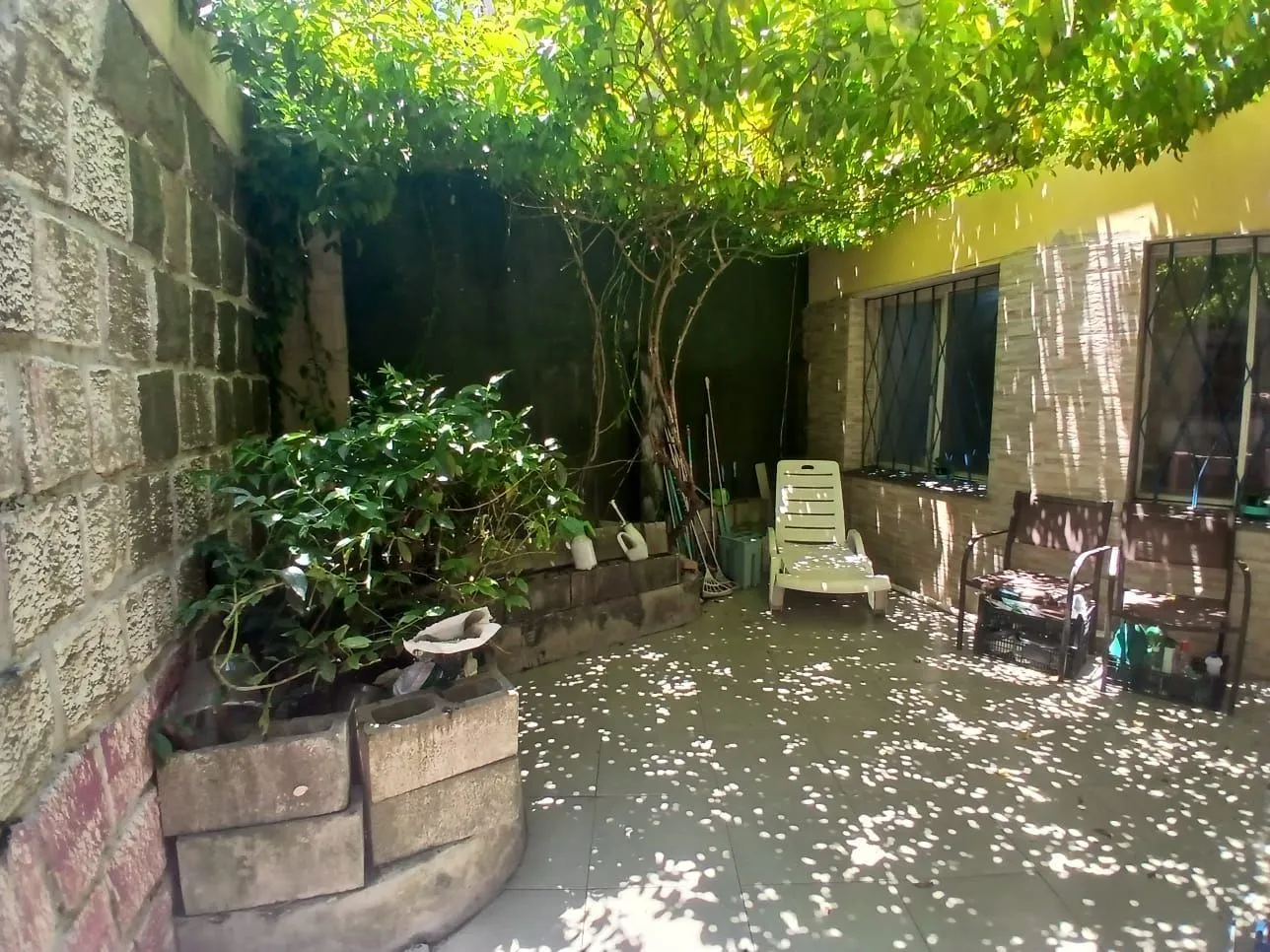 Imagem Apartamento garden de 02 dormitórios no bairro Petropolis-Porto Alegre/RS
