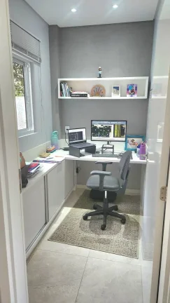 Imagem Casa em condomínio fechado á venda com 3 quartos em Forquilhas