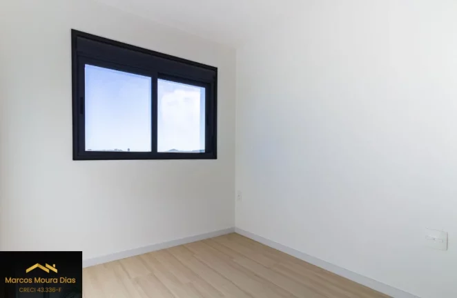Imagem Apartamento 3 dormitórios ( 1 suíte) , 1 Vaga de Garagem. Edifício com Portaria 24 hs e Lazer