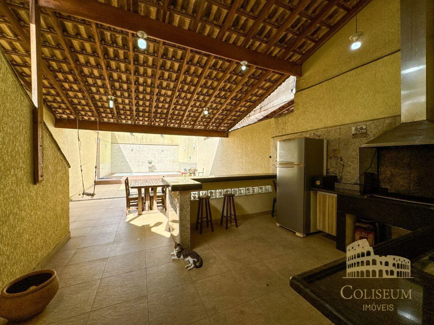 Imagem Sobrado à venda, 451 m² por R$ 1.790.000,00 - Boqueirão - Praia Grande/SP