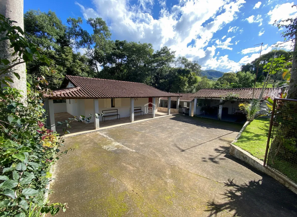 Imagem Chácara 100 m² à venda em Amendoins, Caldas