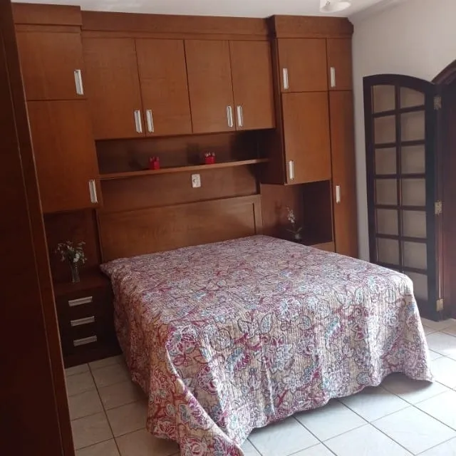 Imagem Casa à venda 4 Quartos, 1 Suite, 5 Vagas, 336M², Campos Elíseos, Taubaté - SP