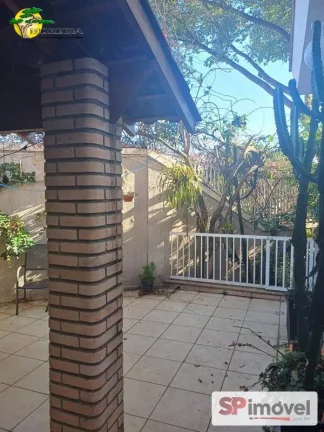 Imagem SOBRADO 230M² C/ 3 DORMS SENDO 1 SUITE E 3 VAGAS NA AGUA FRIA