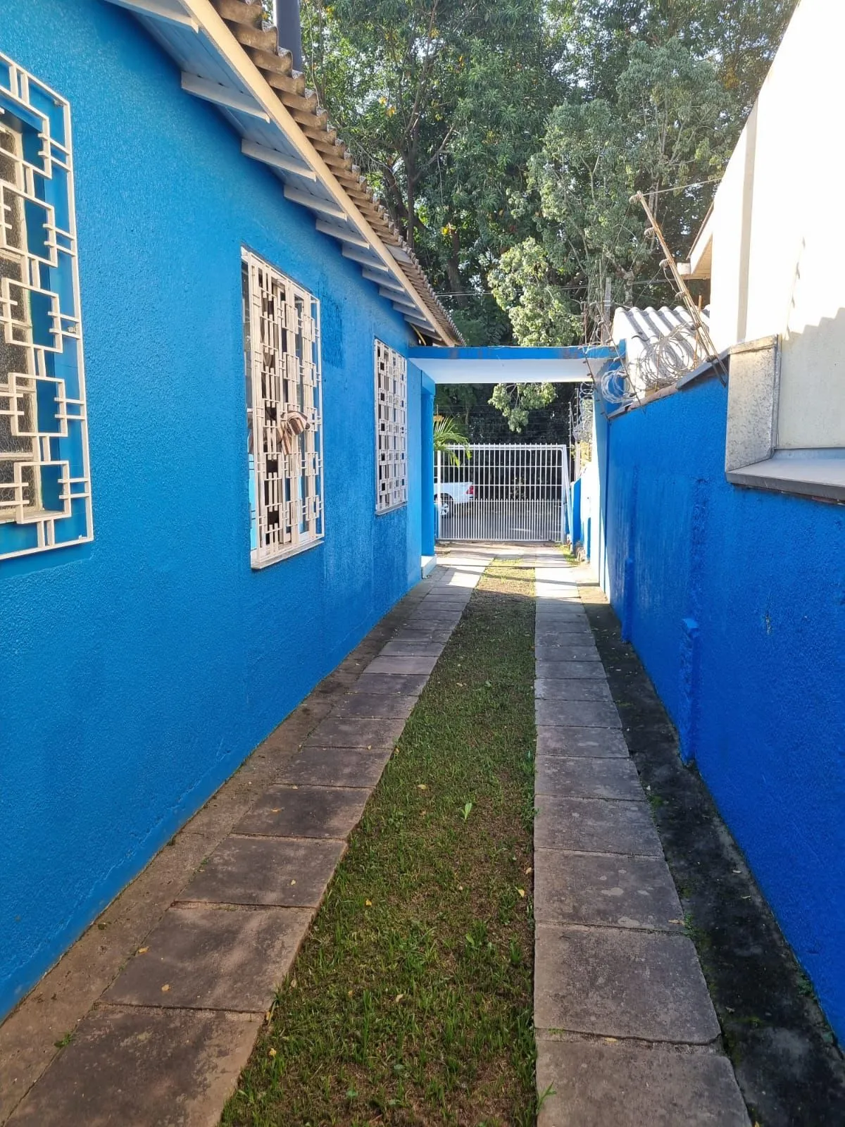 Imagem CASA 2 DORMITÓRIOS, 4 VAGAS PRÓXIMO AO BARRA SHOPPING NO BAIRRO TRISTEZA POA-RS
