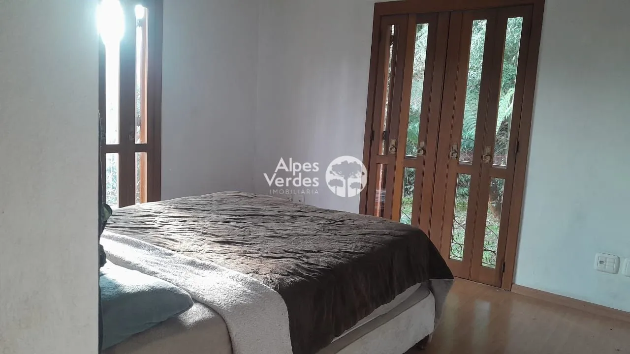 Imagem Vende-se Casa em Canela-RS, no Bairro Maggi, com 2 quartos
