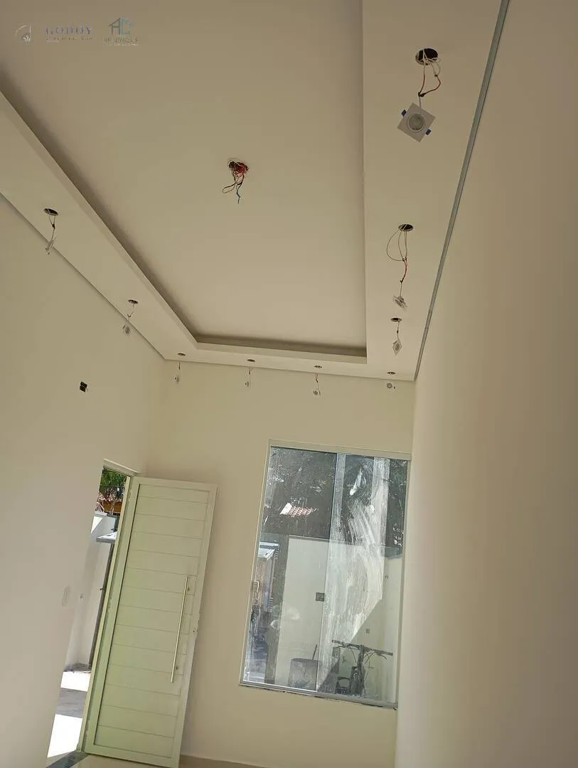 Imagem Casa térrea com excelente acabamento e ótima localização!