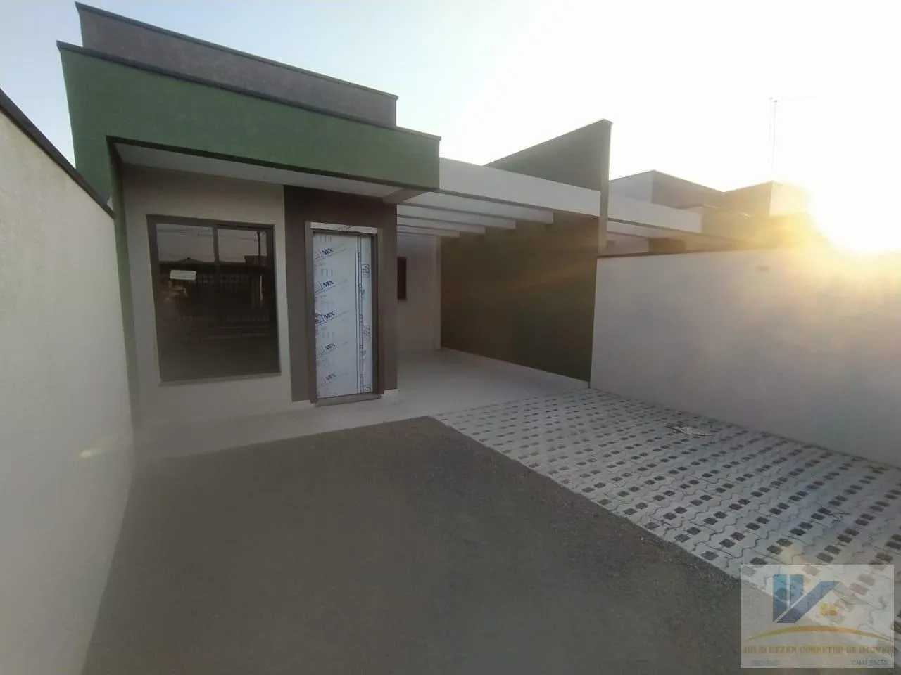 Imagem Casa para Venda em São José dos Pinhais, Cruzeiro, 3 dormitórios, 1 suíte, 2 banheiros, 2 vagas