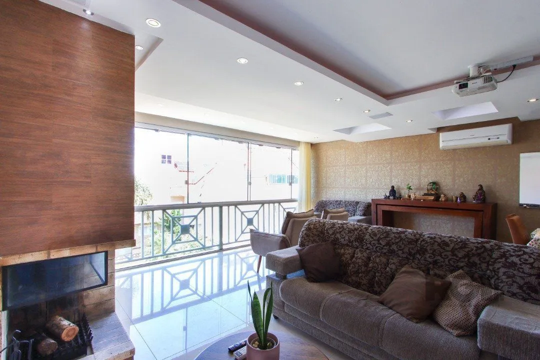 Imagem BELÍSSIMA CASA NO SÉTIMO CÉU
