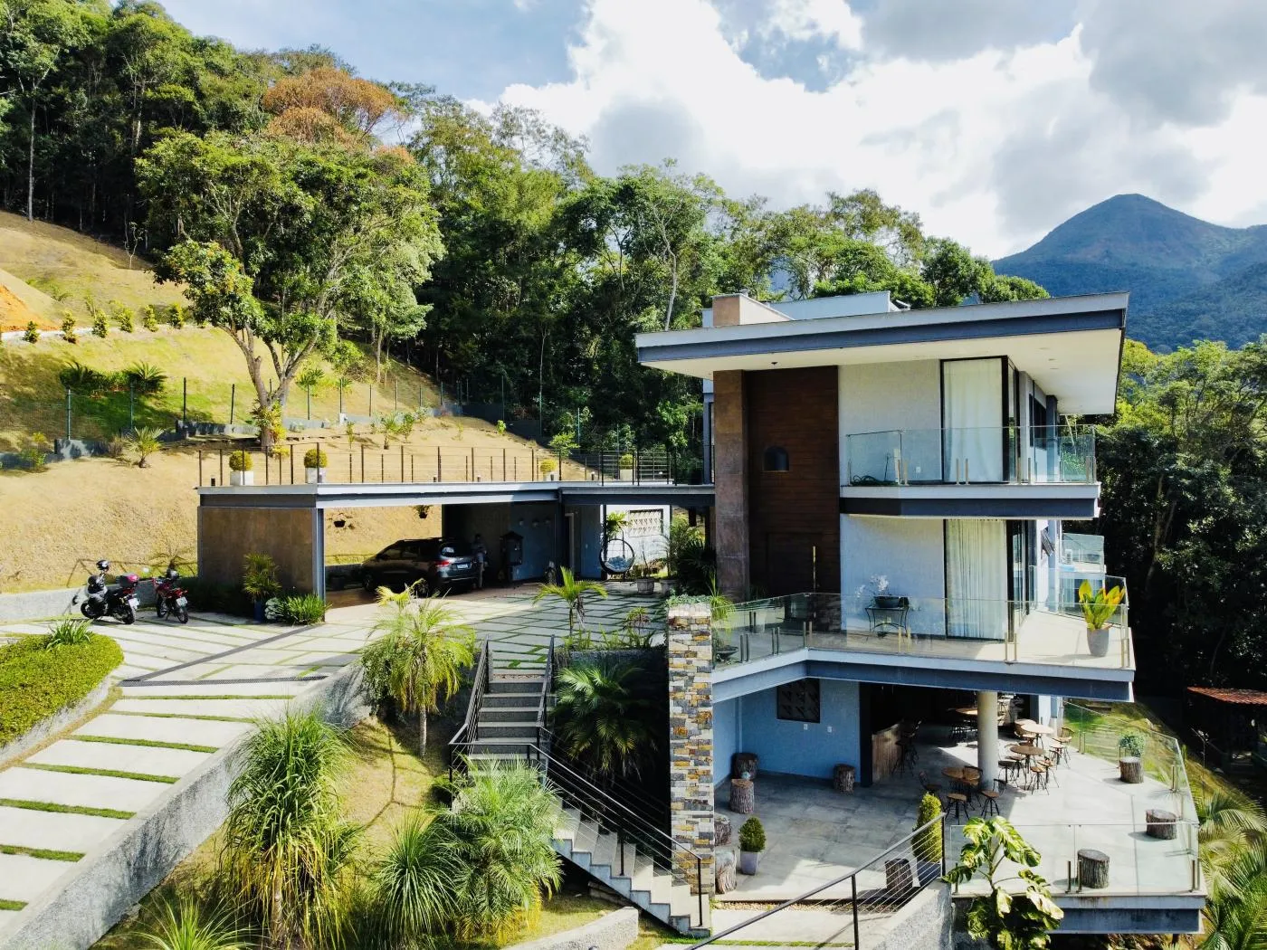 Foto do imóvel Casa em Condomínio para Venda em Teresópolis / RJ em Rodovia Teresópolis-Itaipava