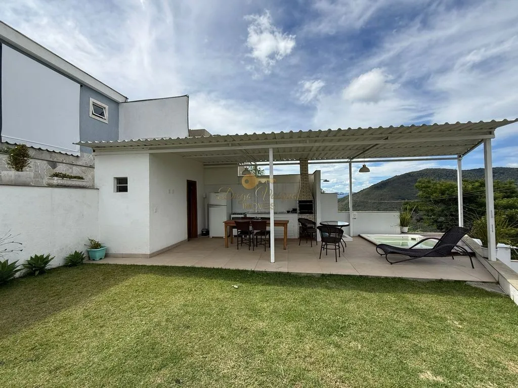 Imagem Casa em Condomínio para Venda em Teresópolis / RJ no bairro Albuquerque