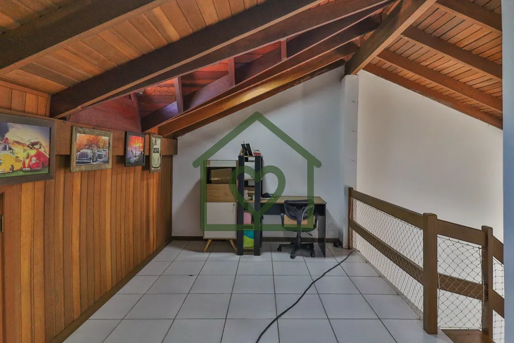 Imagem Casa no Residencial Parque Guadalupe entre a Sociedade Hípica de Porto Alegre e Sociedade do BRDE, ...