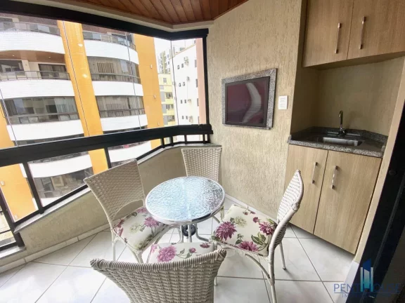 Foto do imóvel Apartamento Zona Central para Temporada em Balneário Camboriú, CENTRO, 2 dormitórios, 1 suíte, 2 banheiros, 2 vagas em Rua 2480