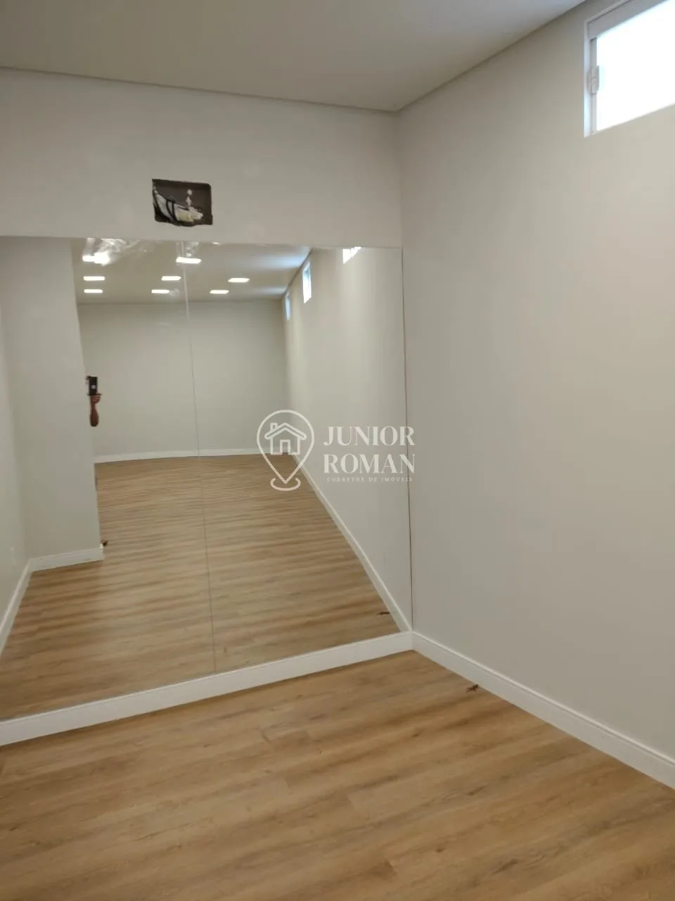 Imagem ESPAÇO PARA CONSULTÓRIO OU ESCRITÓRIO NO RENATO GONÇALVES - BARREIRAS/BA