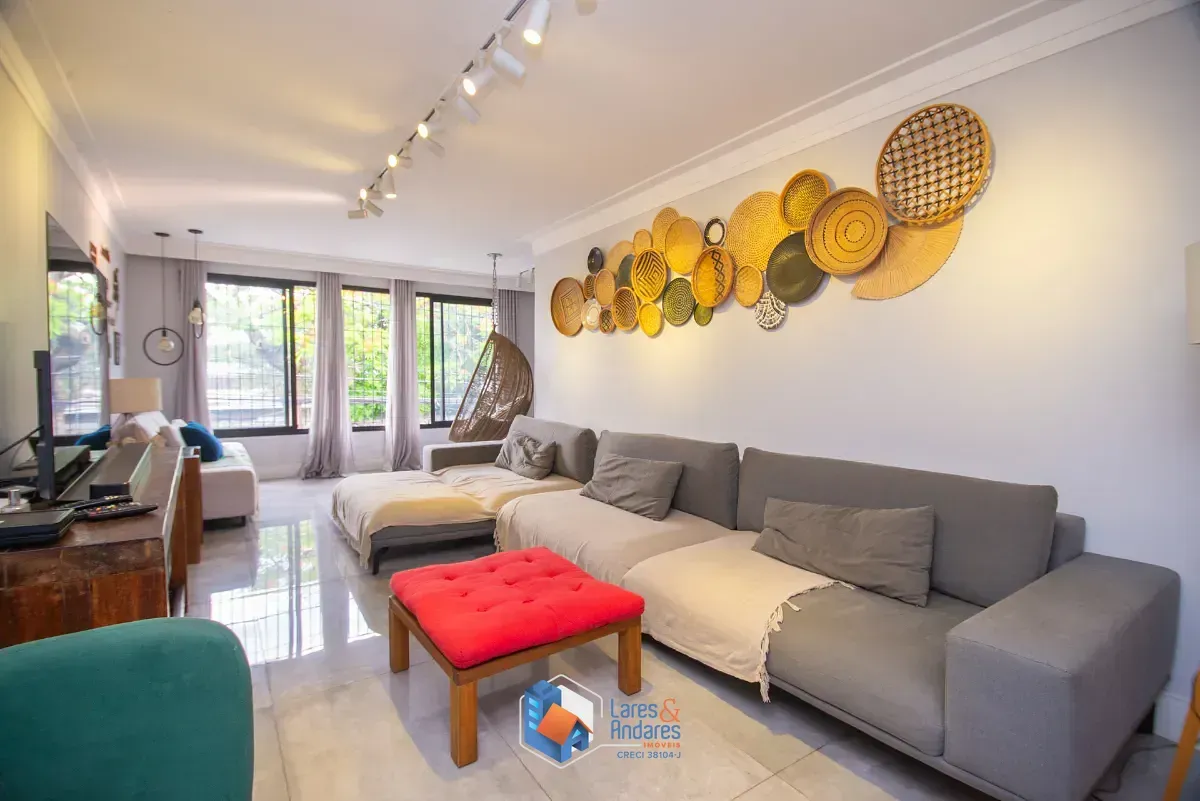 Imagem Casa para venda em Jardim da Glória com 4 quartos, sendo 4 suítes, 250m²