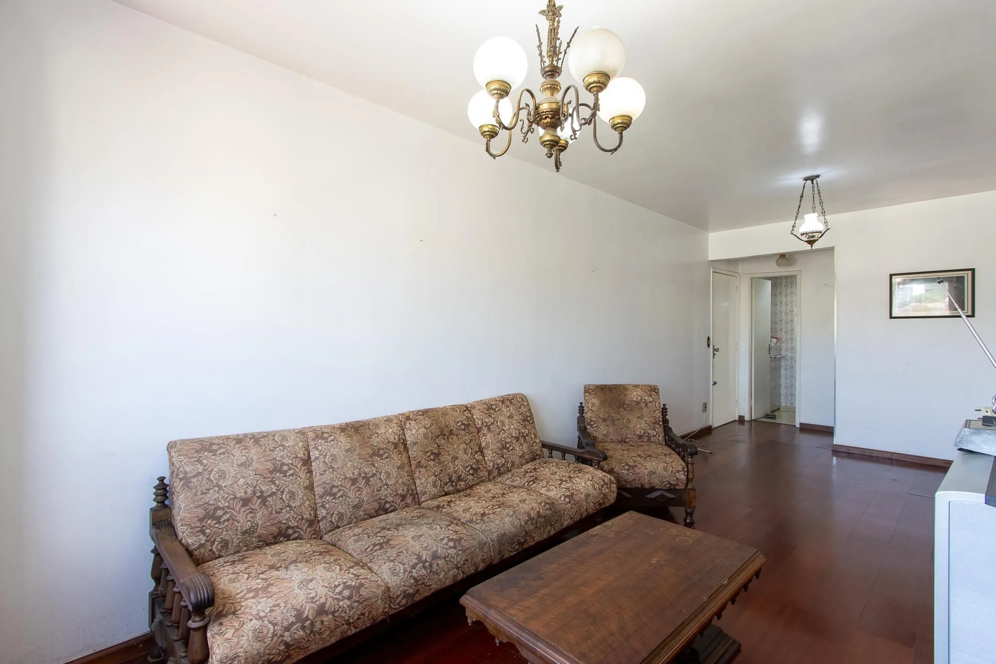 Imagem Apartamento à Venda no Bairro Cristal - Oportunidade para Investidores
