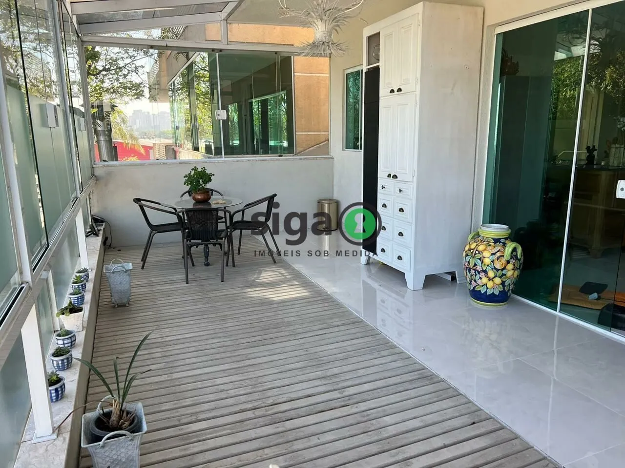 Imagem Casa de Luxo à Venda - Condomínio Bellagio -Campo Belo