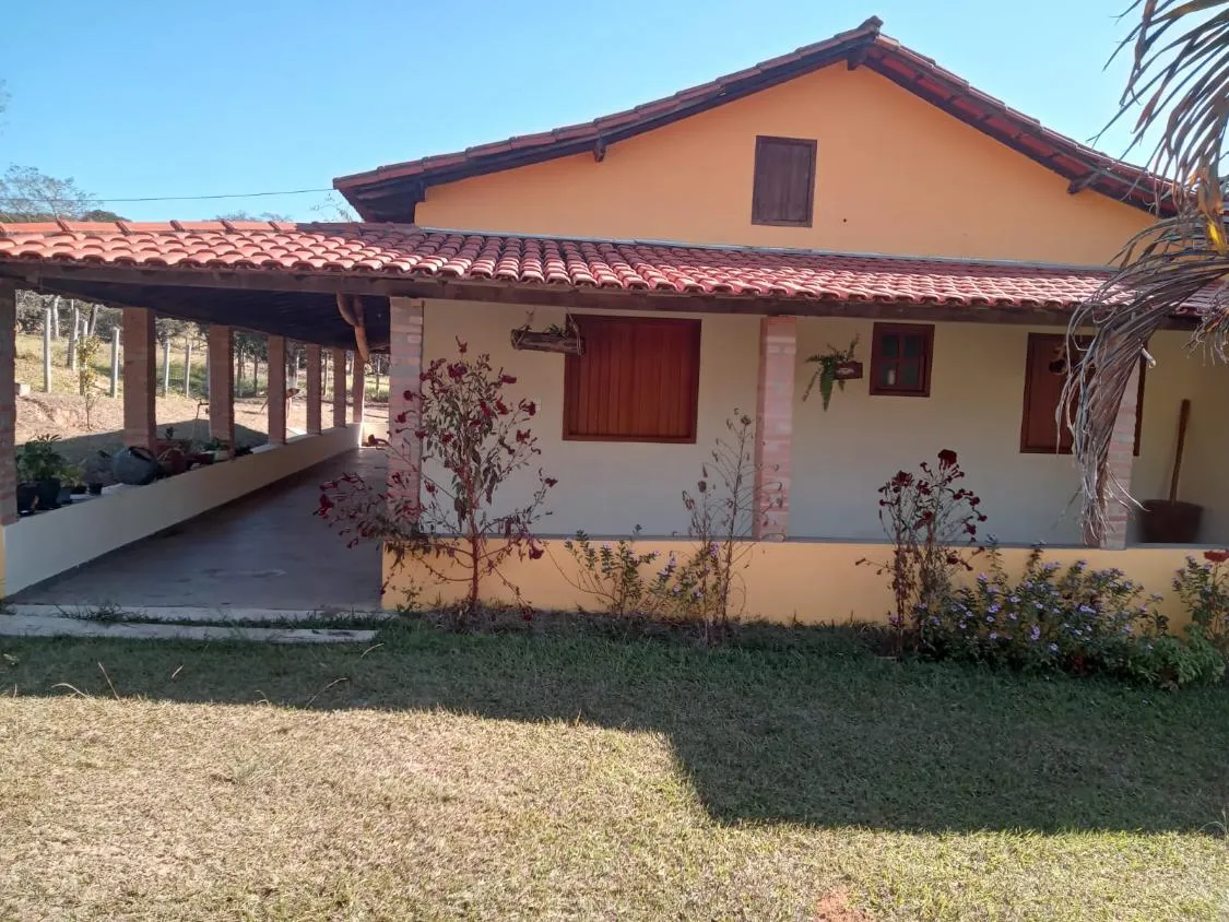 Imagem Vendo um excelente sítio na cidade de Piracema/Mg com 5 hectares de terra