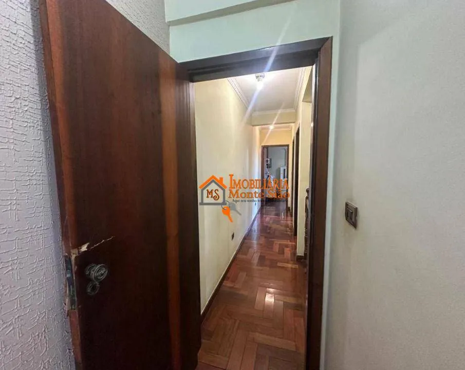 Imagem Sobrado com 3 dormitórios à venda por R$ 960.000 - Jardim Rossi - Guarulhos/SP
