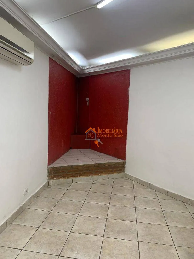 Imagem Casa com 3 dormitórios, 269 m² - venda por R$ 725.000,00 ou aluguel por R$ 4.194,00/mês - Jardim Presidente Dutra - Guarulhos/SP