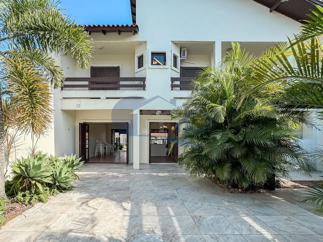 Imagem Casa a venda com 4 dormitorios na Paraiso em Torres/RS