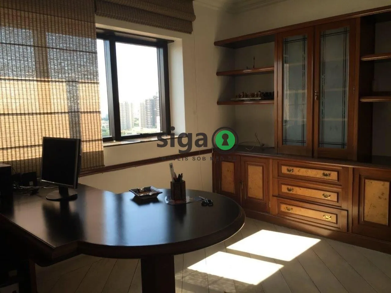 Imagem APARTAMENTO DE ALTO PADRÃO COM 590M², HALL PRIVATIVO E 5 VAGAS
