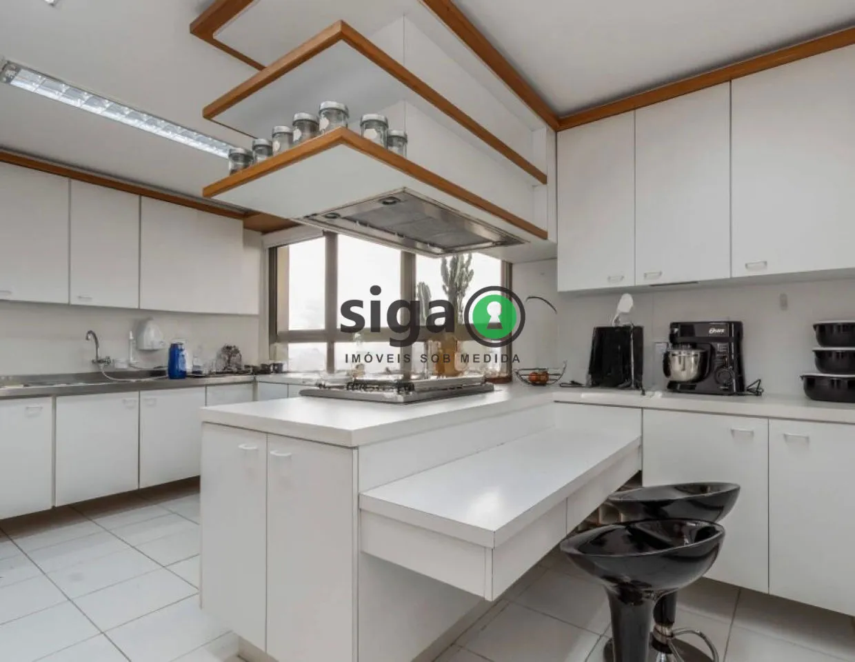 Imagem Apartamento Duplex a venda, de 339m, 3 quartos e 5 vagas.
