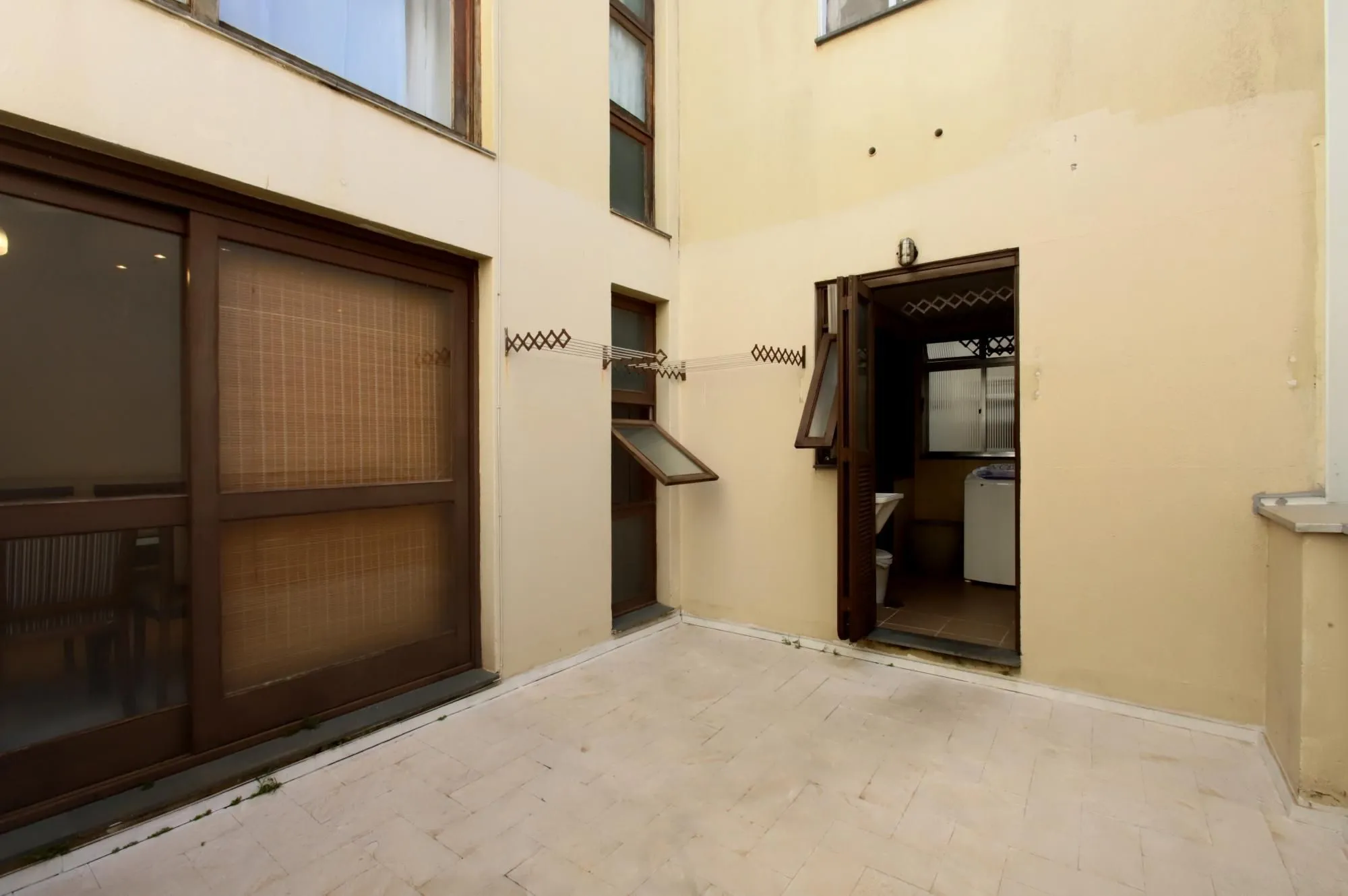 Imagem Bem localizado 03 dorm. Suite, churrasqueira, 01 vaga , Auxiliadora