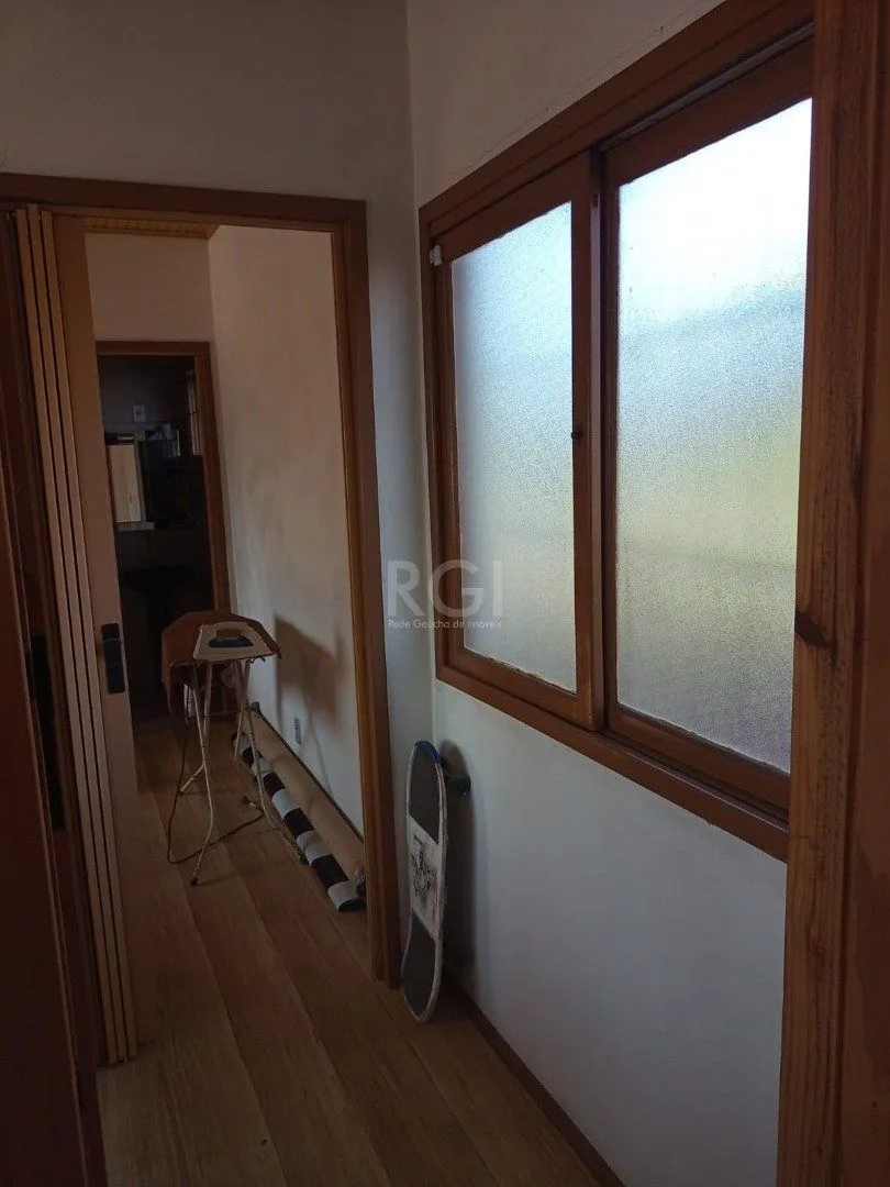 Imagem Casa para Venda - 180m², 3 dormitórios, sendo 1 suites, 2 vagas - Vila Nova