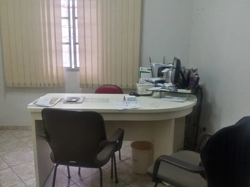 Imagem Comercial para locação 3 Quartos, 500M², Centro, Pindamonhangaba - SP