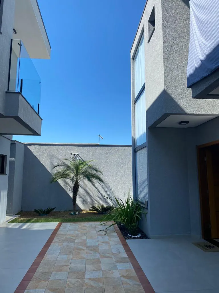 Imagem Sobrado com 2 Quartos à Venda, 90 m² em Cidade Jardim - Caraguatatuba