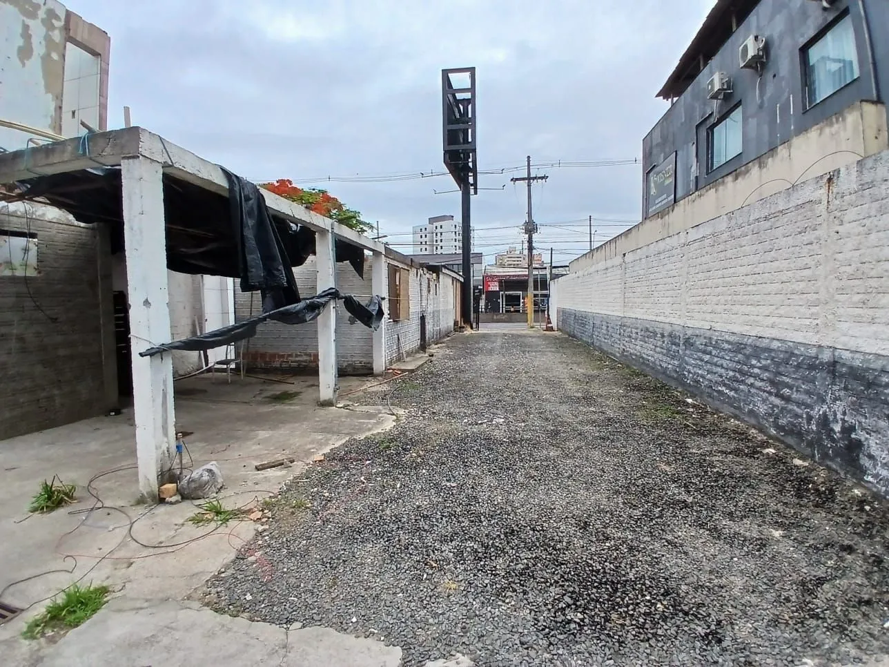 Imagem Terreno à venda na AV. BALTAZAR DE OLIVEIR GARCIA, 450, Jardim Itu Sabará, Porto Alegre