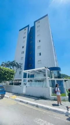 Imagem Excelente apartamento no forte com 3 dormitórios somente à vista!!!