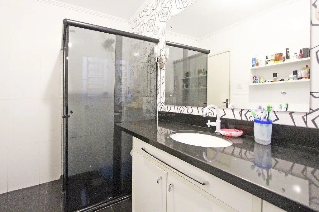 Imagem Apartamento para Venda - 90.19m², 3 dormitórios, 1 vaga - Menino Deus