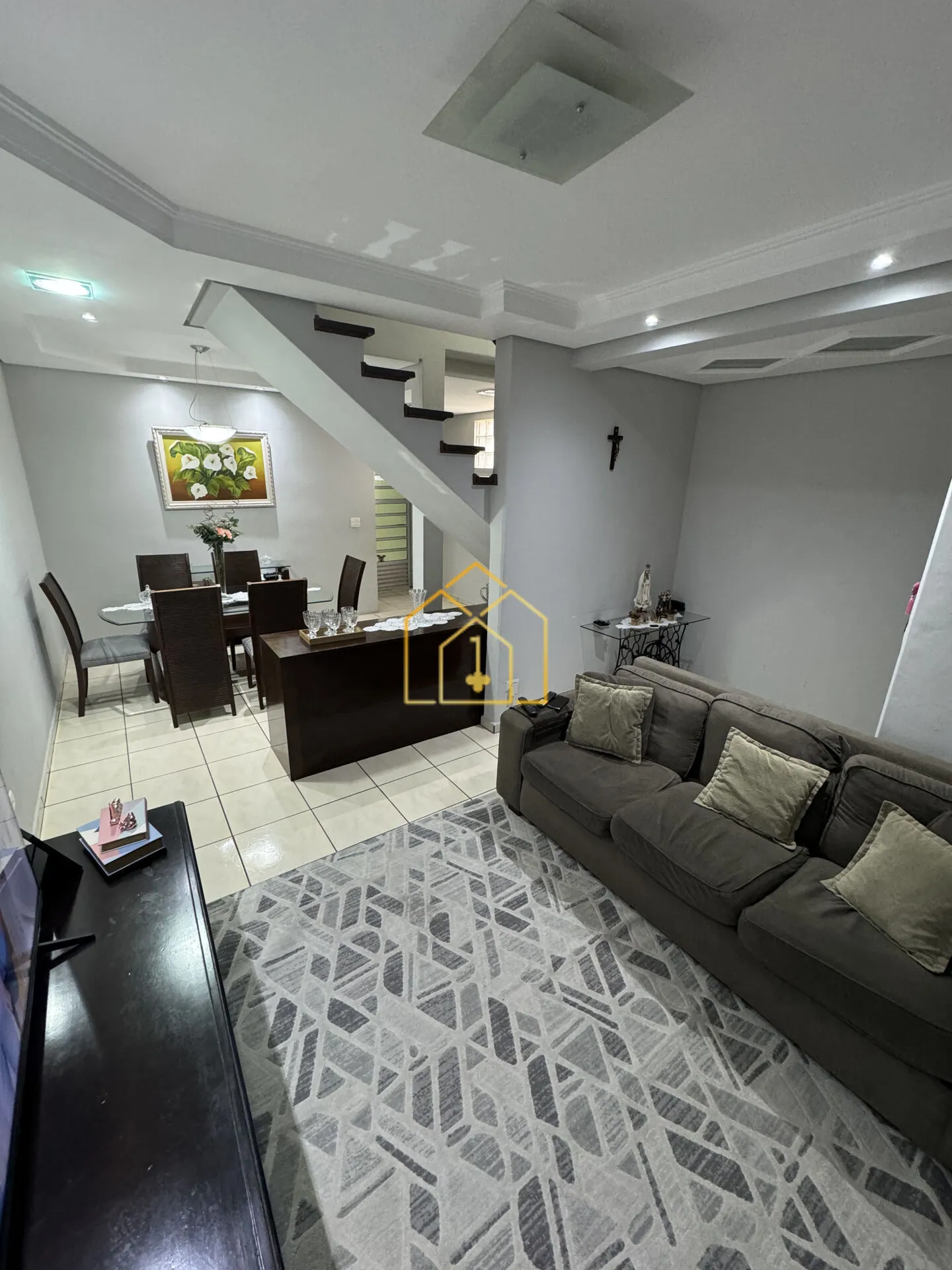 Imagem Sobrado à venda 177 m² 3 quartos 1 suíte 2 vagas | Jardim Stella - Santo André - SP